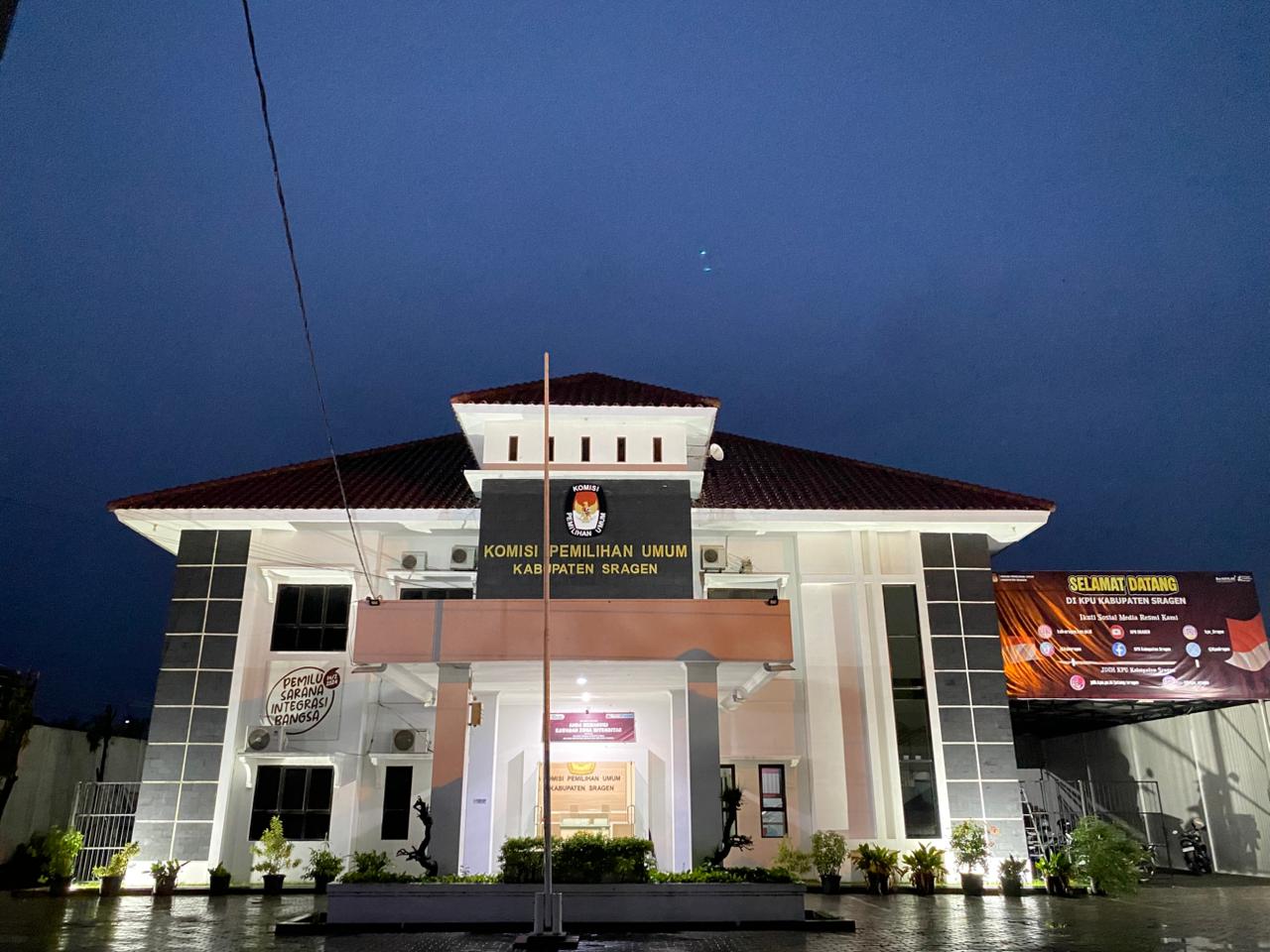 Gedung KPU Sragen
